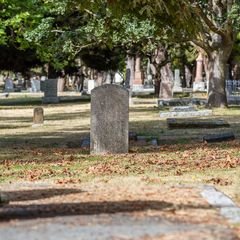 Paths and headstones at Ross Bay Cemetery