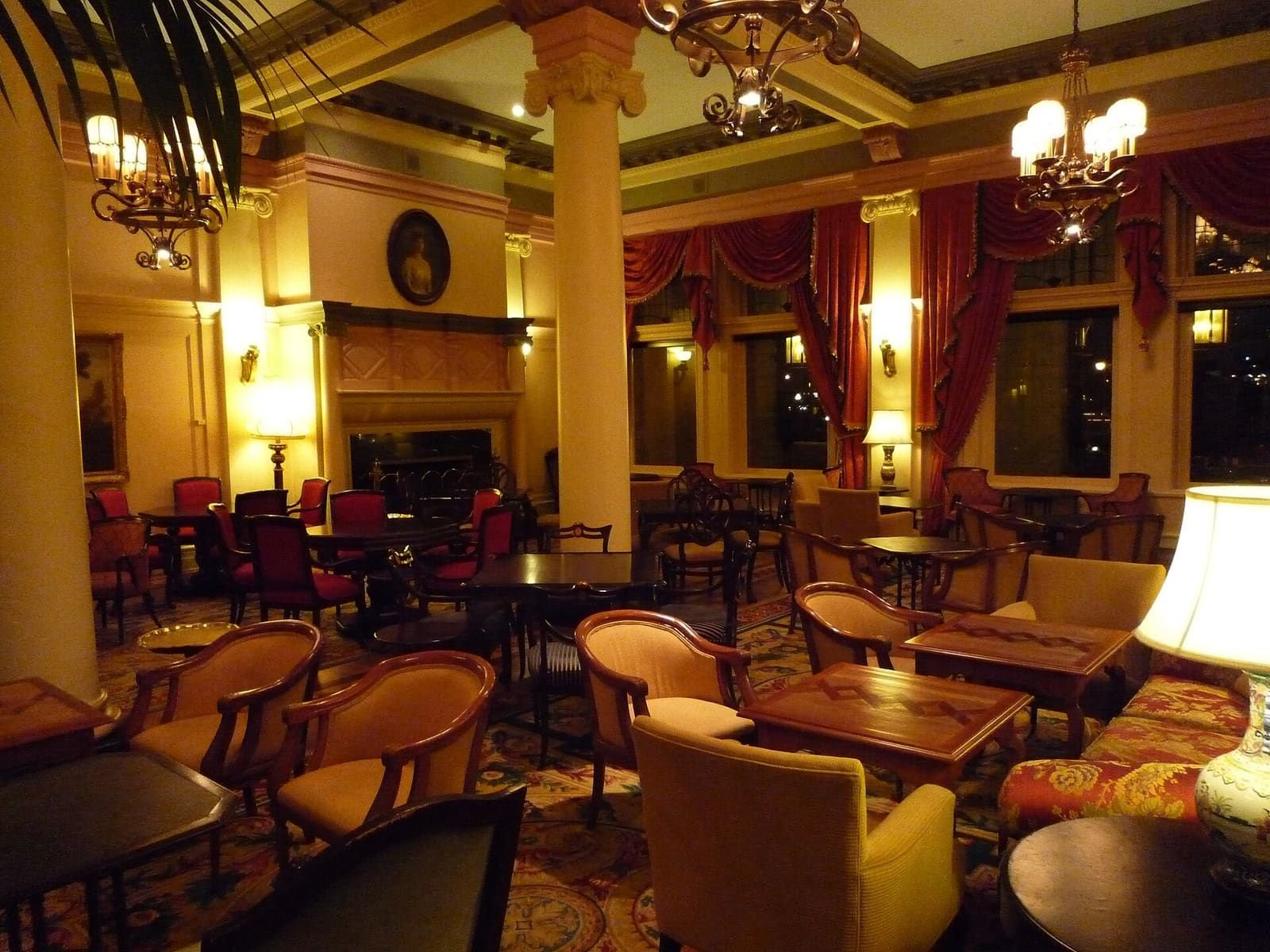 The tea lobby at the Fairmont Empress
